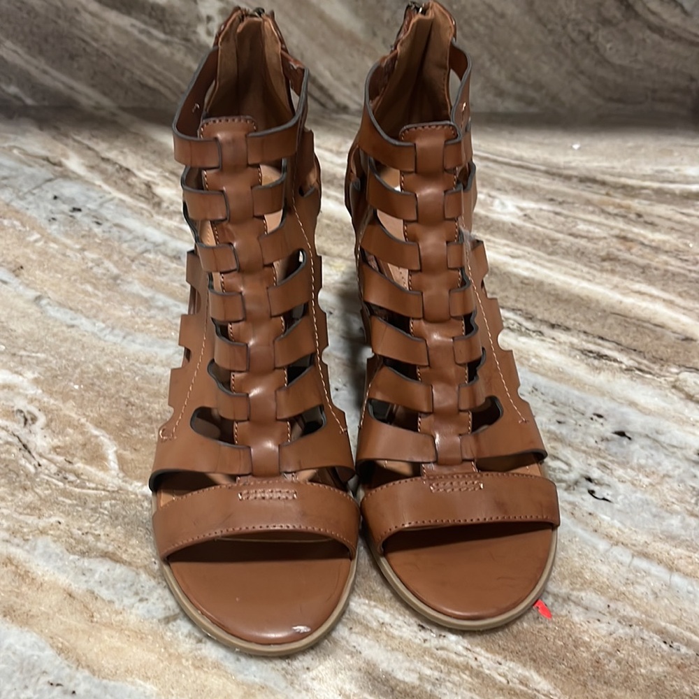 Indigo Rd heels brown - Picture 2 of 6